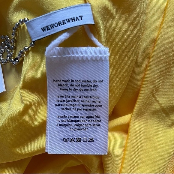 WeWoreWhat One Piece Swimsuit Scoop High Leg Printed Nylon Retro Daisies L NWT - Picture 9 of 11